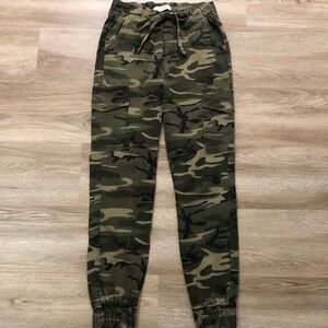 Army Green Camo/Camouflage Cargo Drawstring Pants- Size Medium